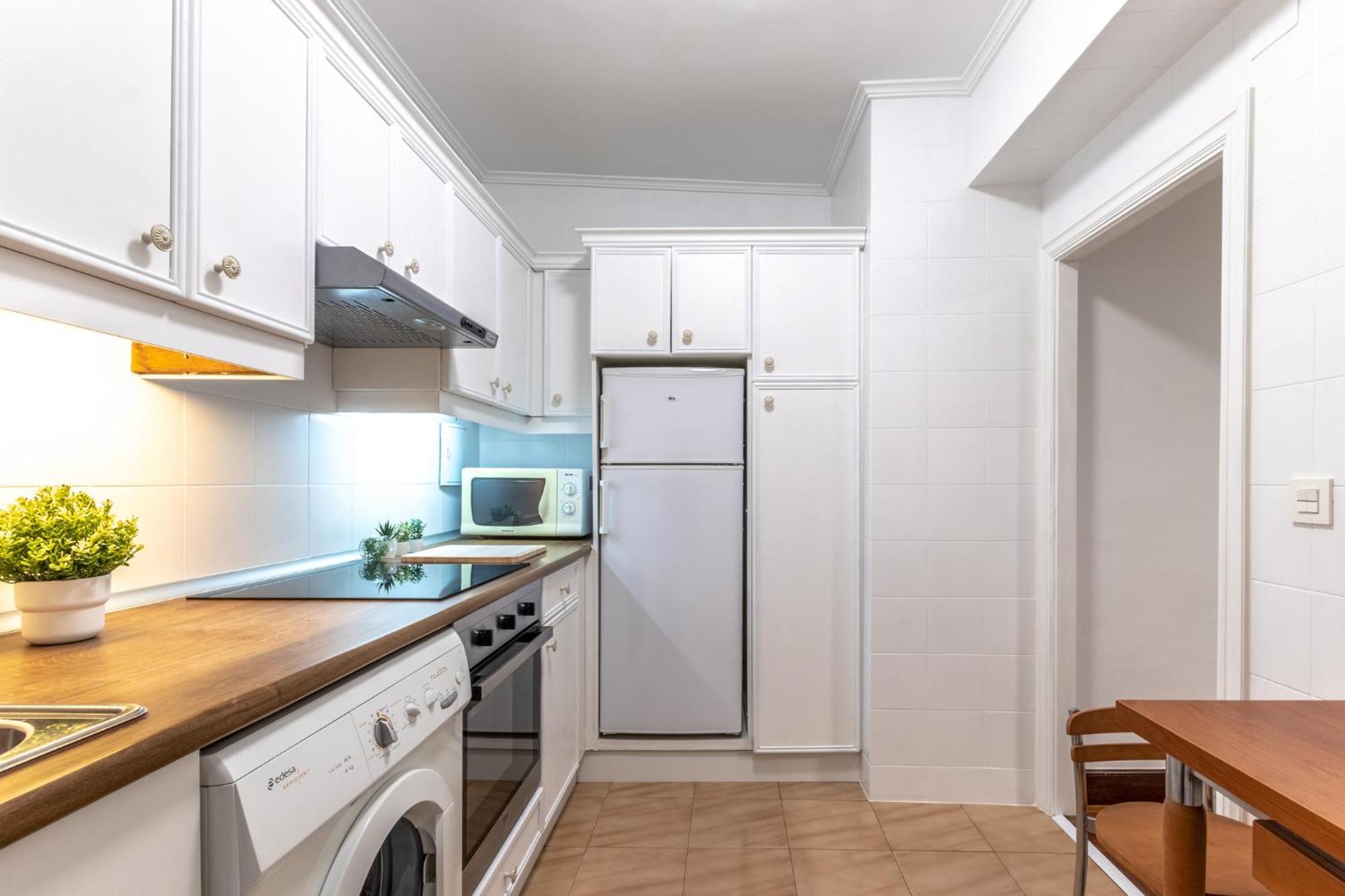 1 Parada Al Casco Viejo, 1 Min En Metro - Santutxu Бильбао Экстерьер фото